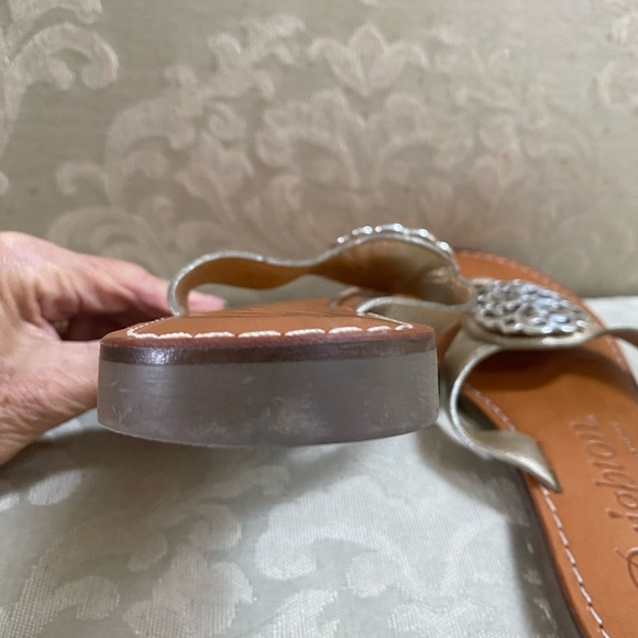 Brighton Alice Gold Sandals - Picture 11 of 12